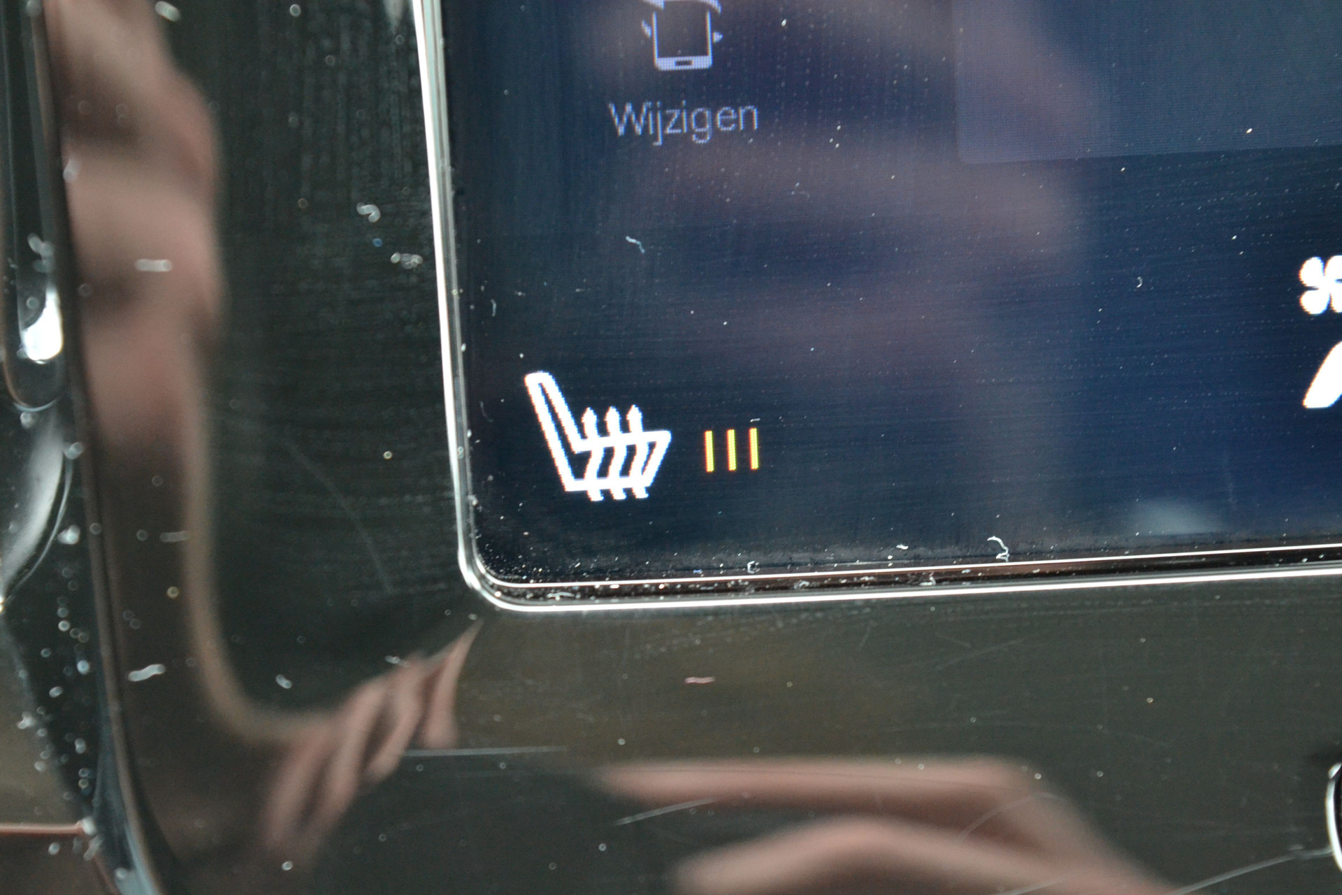 45955981-43.jpg
