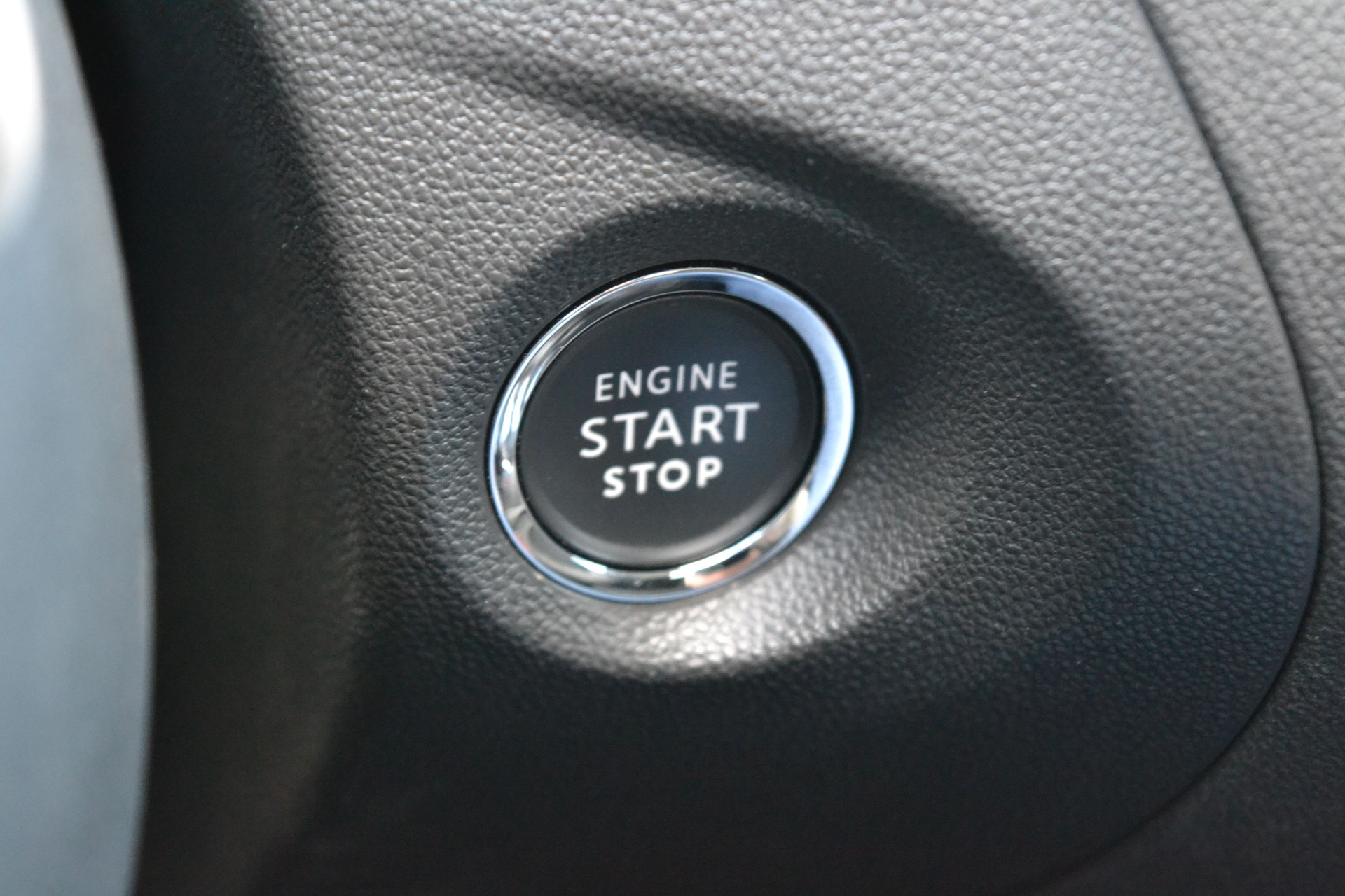 47834750-39.jpg