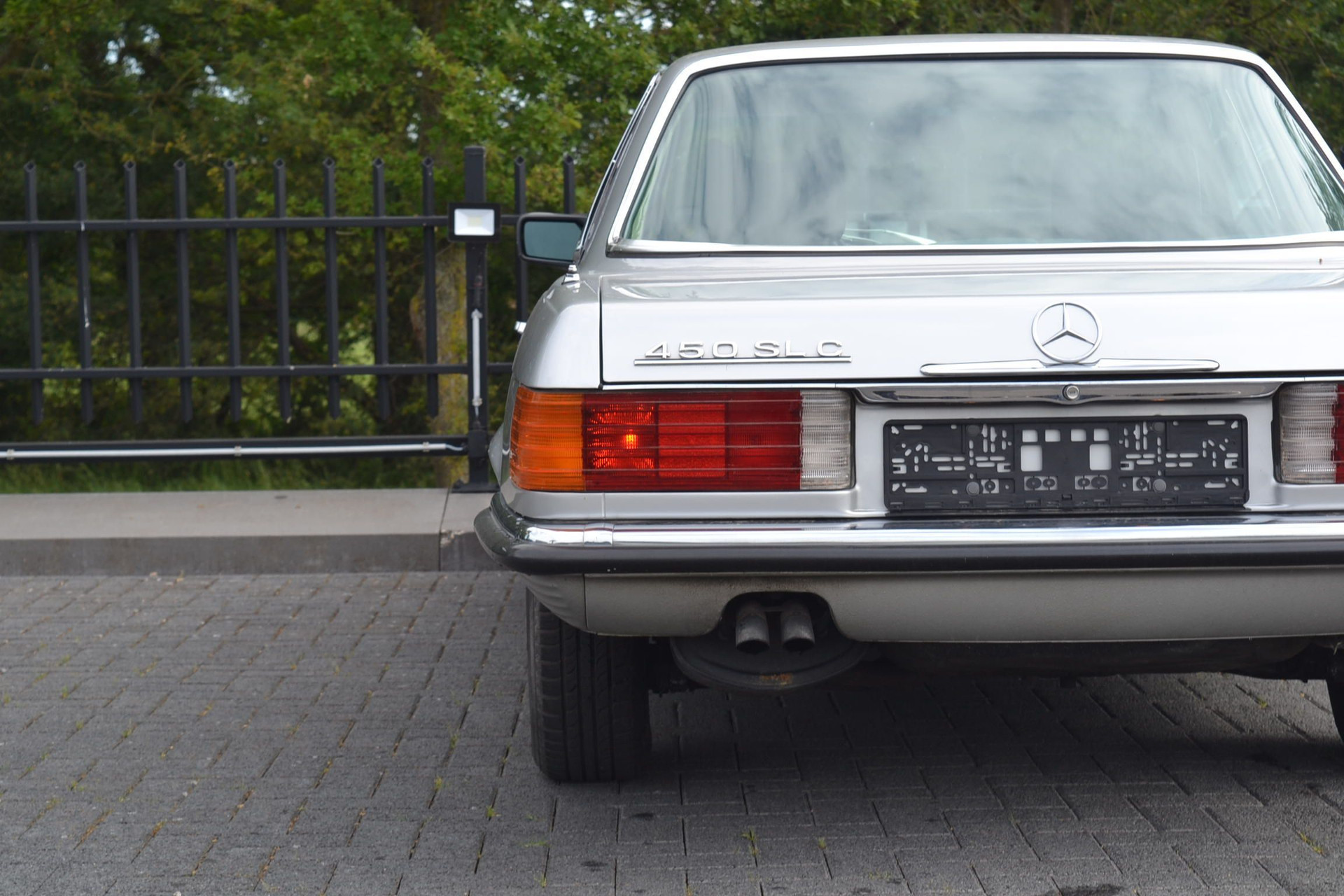 47880866-24.jpg