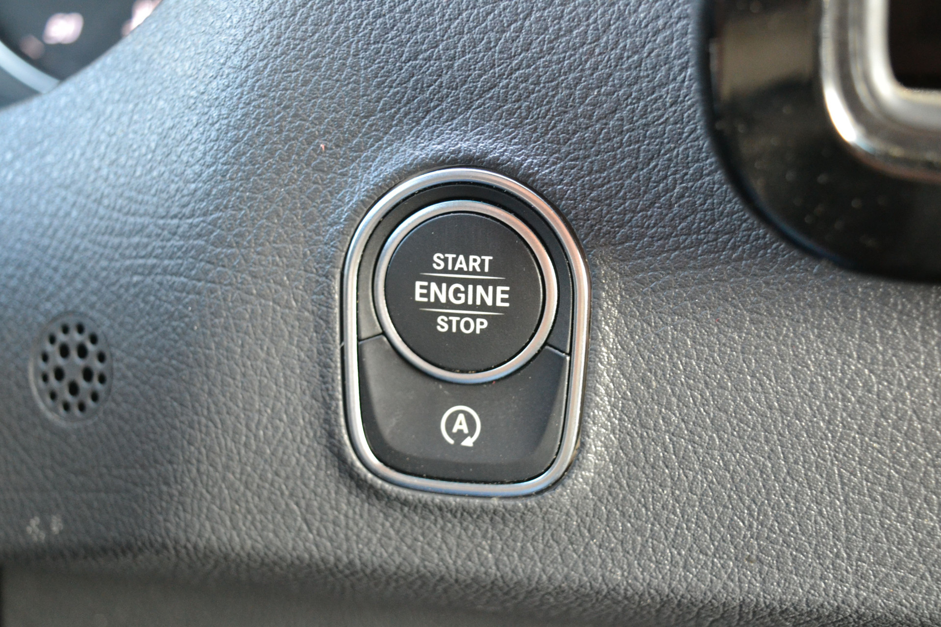 47899372-21.jpg