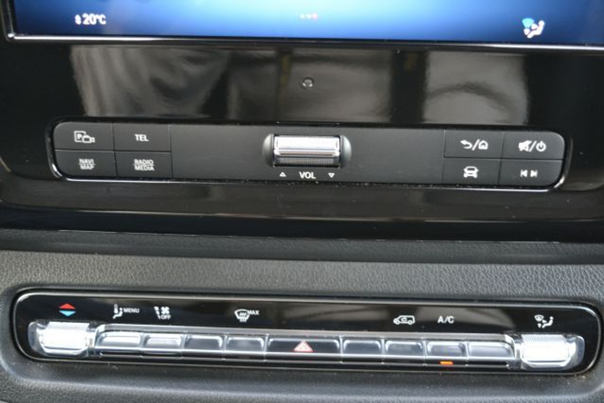 47954877-11.jpg